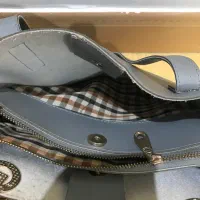 کیف|کیف، کفش، کمربند|رشت, شهرک آیت الله منتظری|دیوار