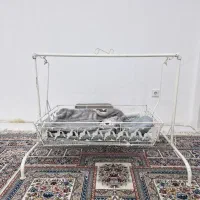 گهواره آهنی|تخت و صندلی بچه|اهواز, کوی شهروند|دیوار