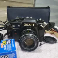 دوربین کلکسیونی Zenit 122، فلاش National، فیلم-کیف|دوربین عکاسی و فیلمبرداری|تهران, جنتآباد مرکزی|دیوار