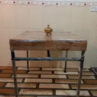 میز.استند گل .|میز و صندلی غذاخوری|بروجن, |دیوار