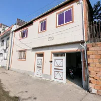 فروش آپارتمان ۷۰متری همکف و ۹۵ متری طبقه اول