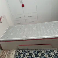 تخت خواب نوجوان