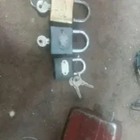 قفل اویز