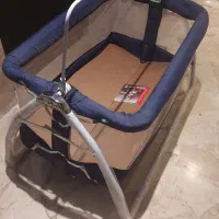 گهواره و تخت کنار مادر|تخت و صندلی بچه|تهران, اختیاریه|دیوار