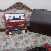 فروش آکاردئون|پیانو، کیبورد، آکاردئون|تهران, مجیدآباد|دیوار