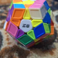 روبیک مگامینکس چند ضلعی