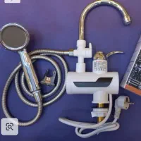 شیر آبگرمکن برقی با علمک و دوش بدون مخزن