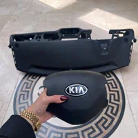 یونیت ست‌اسپورتیج۲۰۱۴داشبورد ایربگ