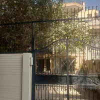 آپادانا  مستغلات۳۰۰متربنادر۳طبقه یکجا اجاره شرکت