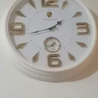 ساعت دیواری