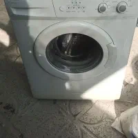 لباس شویی ۵کیلویی|ماشین لباسشویی و خشک‌کن لباس|برخوار, |دیوار