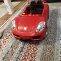 ماشین شارژی. و اسباب بازی