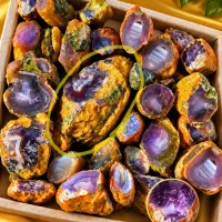 ۵ کیلو عقیق سلیمانی سوسنی  معدنی و خوش‌رنگ