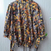 شومیز جنس بسیار خوب ،زیبا و کاملا نو