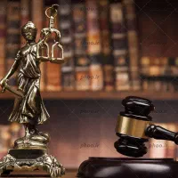 متقاضی کار در دفاتر وکالت