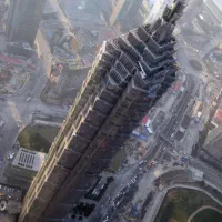 خواهان مشارکت در ساخت در وحیدیه