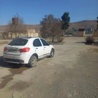 خودرو کوییک R سفید مشکی