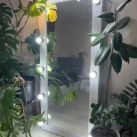 آینه هالیوودی نو|آینه|زابل, |دیوار