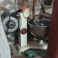 دستگاه خمیر زنی ۱۰ کیلویی|فروشگاه و مغازه|قوچان, |دیوار