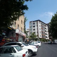 ۱۸متر تجاری با ۱۱۰متر حیاط بر مرزداران