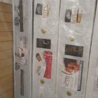 تعدادی تخت و تشک به قیمت عمده بدلیل جمع اوری|مبلمان خانگی و میز عسلی|کرج, ملک‌آباد|دیوار