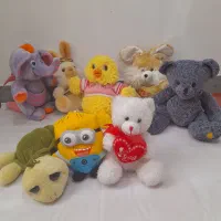 عروسک و اسباب بازی
