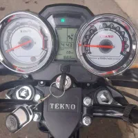موتور 200تکنو مدل 1403 .. 160 کیلومتر کار