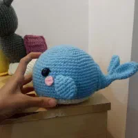عروسک دستبافت نهنگ