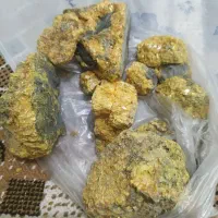 سنگ زرنیخ برای تولید نوره درجه یک و عالی|عمده‌فروشی|تکاب, |دیوار