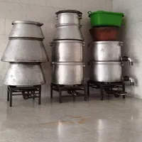آشپزی و تهیه غذا بصورت کلی و جزیی