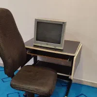 میز کامپیوتر با صندلی