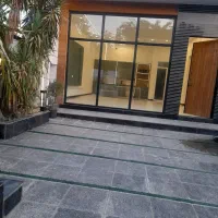ویلای-مدرن-و-شیک-استخردار-در-سرخاب