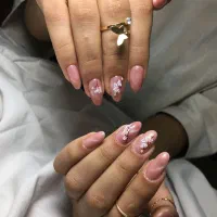 کاشت ناخن دست و پافقط ۴۰۰|خدمات آرایشگری و زیبایی|دوگنبدان, |دیوار