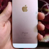 گوشی آیفون se