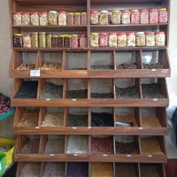 قفسه چوبی MDF و میز آهنی|فروشگاه و مغازه|شهریار, شهرک وائین|دیوار