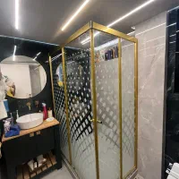 کابین دوش شیشه ای