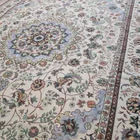 رو فرشی 12 متری دو رو در حد نو طرح روشن