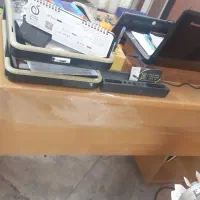 میز تحریر کامپیوتر