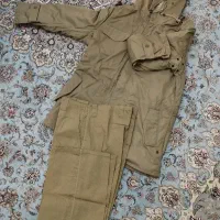 فروش لباس، پارچه و پوتین