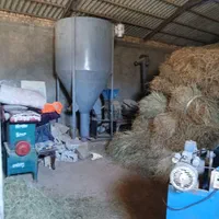 فروش گاوداری بر جاده خواجه ورزقان ۷۰۰۰ متری|فروش دفتر صنعتی، کشاورزی، تجاری|اهر, |دیوار