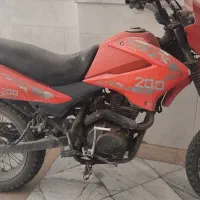 موتور سیکلت کراس پرشی تلر