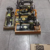 تعدادی چرخ خیاطی قدیمی