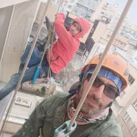 کار درارتفاع پیچ رولپلاک وبازسازی نما