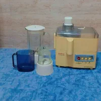 چرخ گوشت و آبمیوه گیر