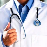 دعوت به همکاری از پزشک در مطب پوست و زیبایی