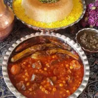 خانم آشپز ونظافتچی