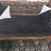 یک سری مبل چوبی اصل هفت نفره به فروش میردسد|مبلمان خانگی و میز عسلی|اسلام‌‌آباد غرب, |دیوار