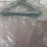 آویز لباس