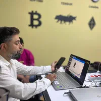اشتغال و آموزش تعمیرات موبایل