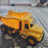 کامیون بزرگ اسباب بازی